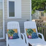 Mobil-home 4 Pers Avec Terrasse Au Les Tournesols - Api-1-52-489 캠프장 Crissé