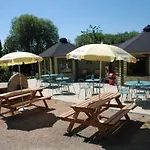 캠프장 Mobil-home 4 Pers Avec Terrasse Au Les Tournesols - Api-1-52-489 *