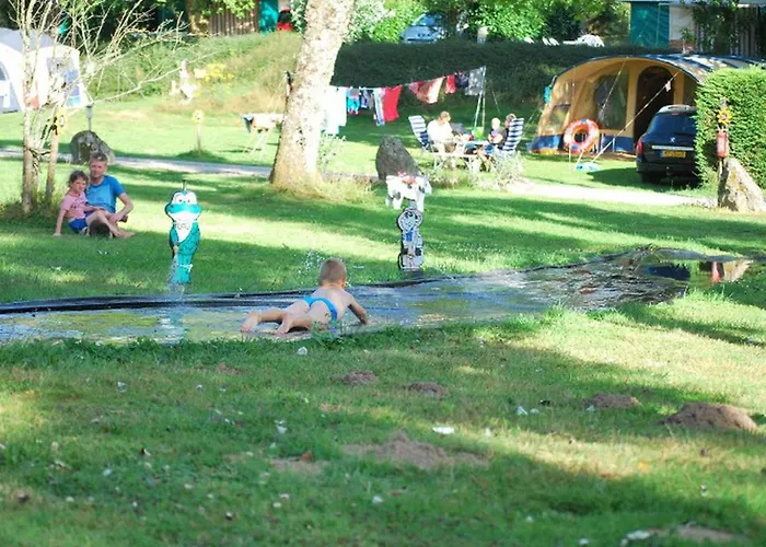 Mobil-home 4 Pers Avec Terrasse Au Les Tournesols - Api-1-52-489