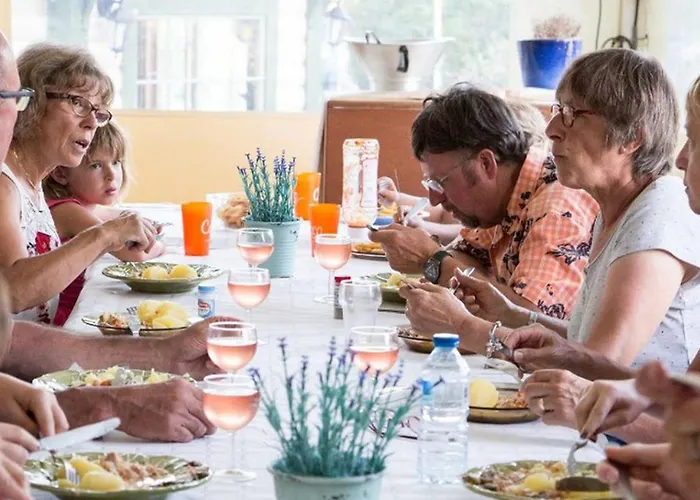 Mobil-home 4 Pers Avec Terrasse Au Les Tournesols - Api-1-52-489 キャンプ場